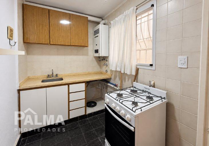 Foto de VENTA DEPARTAMENTO 2 AMBIENTES LATERAL - PLAYA GRANDE, imagen 3