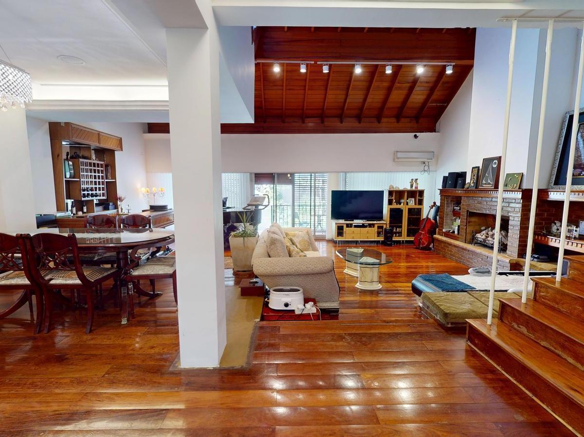 Venta Casa 6 Amb + Dep + Cochera + Subsuelo + Jardin en Concordia Al 2100 5