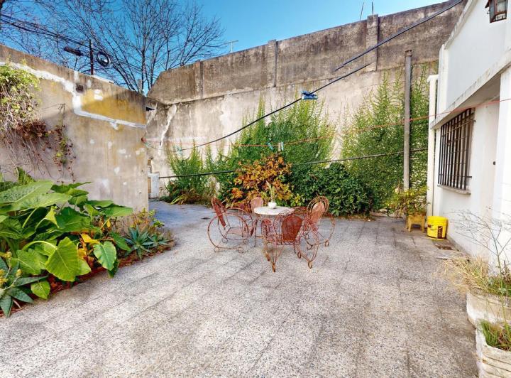 VENTA CASA 4 amb   monoamb ARAUJO al 2200 Parque Avellaneda 4