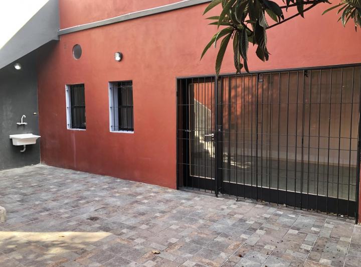 ALQUILER PH 3 AMBIENTES CON PATIO Y TERRAZA EN VILLA LYNCH 2