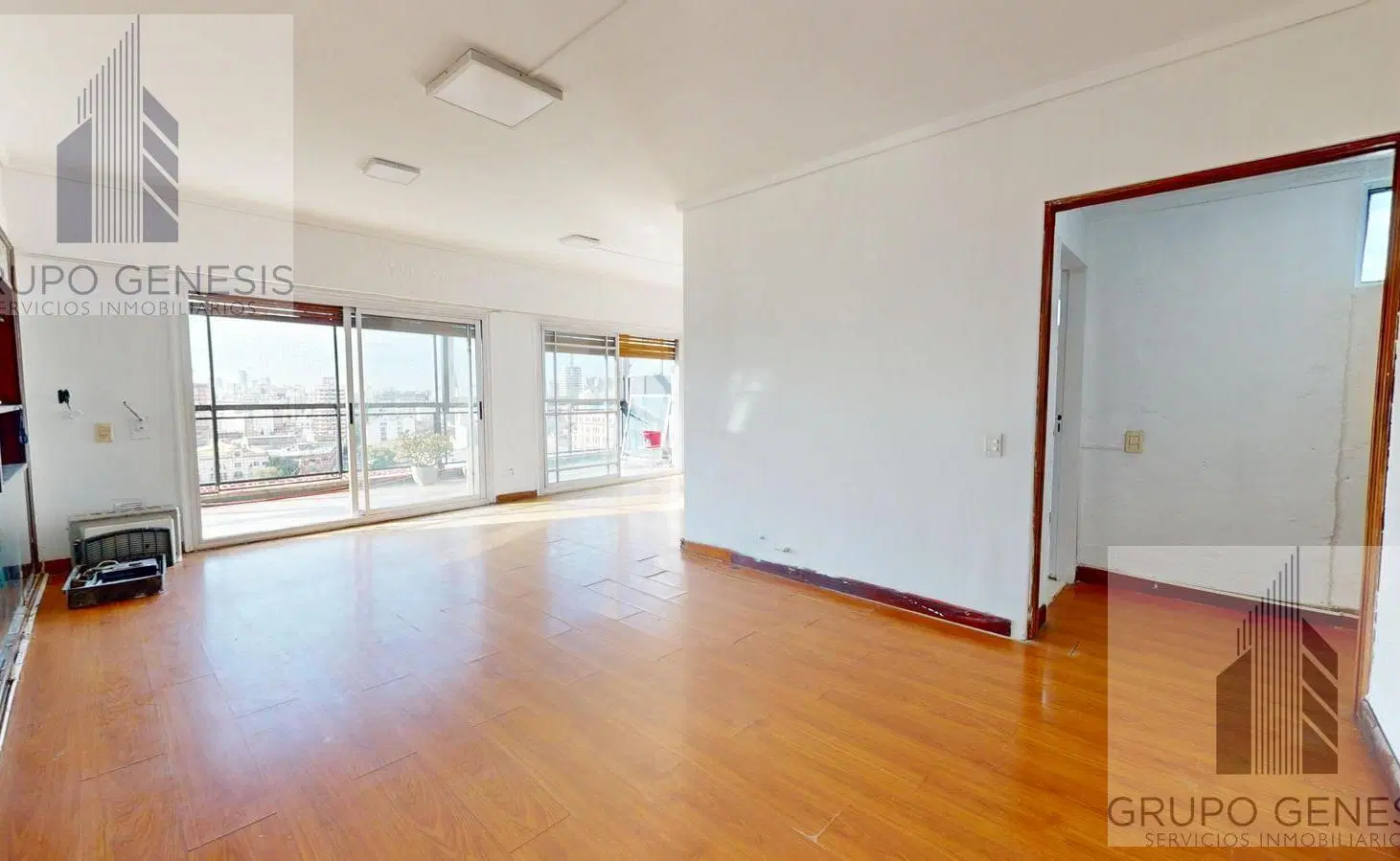 VENTA DEPARTAMENTO 4 AMBIENTES CON BALCON  BALVANERA 5