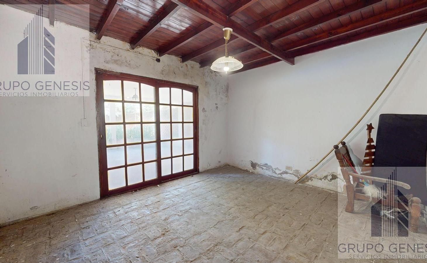Foto de VENTA CASA/CHALET 6 AMBIENTES CON PILETA Y QUINCHO - BARRIO LOPEZ CAMELO, imagen 5