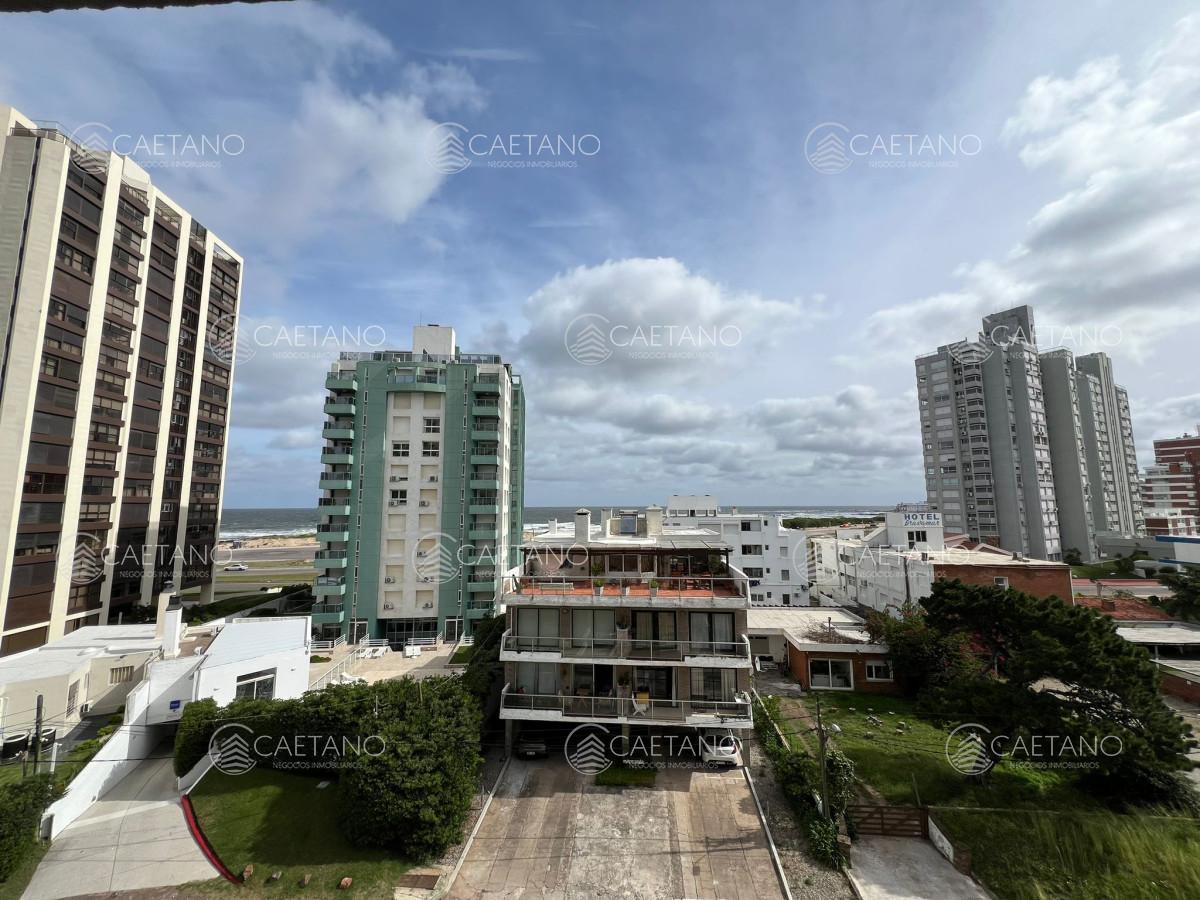 Foto de Venta apartamento 2 dormitorios. Playa brava, Punta del Este, imagen 4