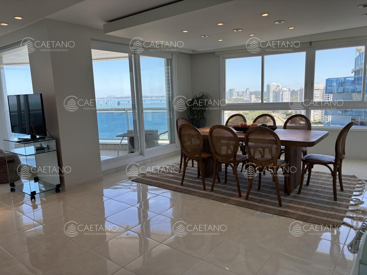 Foto de venta MILLENIUM TOWER mansa frente al mar tres suites y dependencias, imagen 1