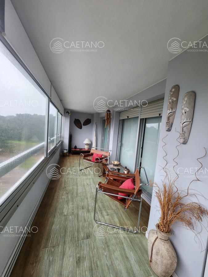 Foto de Vende apartamento de 2 dormitorios en Punta del Este., imagen 3