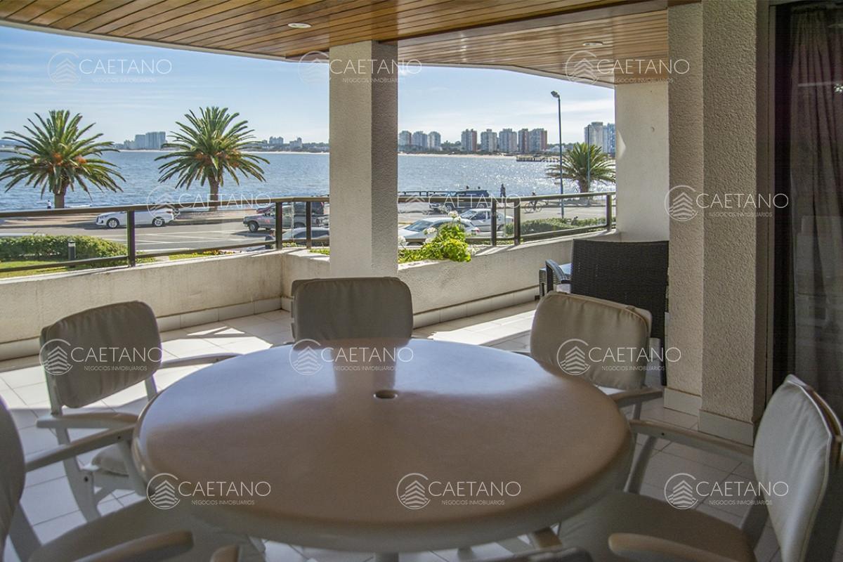 Foto de Departamento de 4 dormitorios en venta, con vista al mar en zona, imagen 5