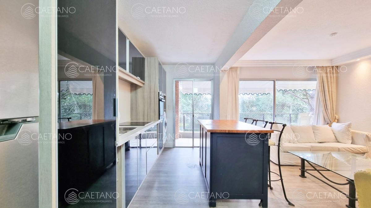 Foto de Vende departamento de 2 dormitorios en Mansa - Punta del Este, imagen 2