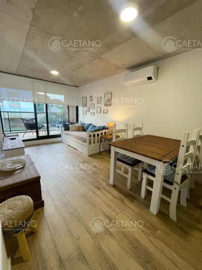 Venta apartamento 2 dormitorios. Playa mansa, Punta del Este. 4