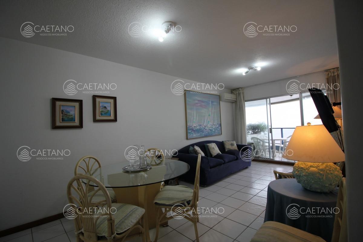 Venta apartamento 2 dormitorios. Peninsula, Punta del Este