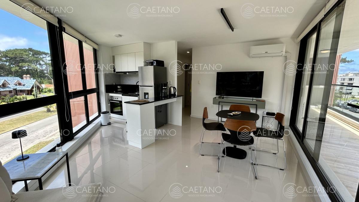 Foto de Apartamento en alquiler en Playa Mansa, 2 dormitorios, imagen 3