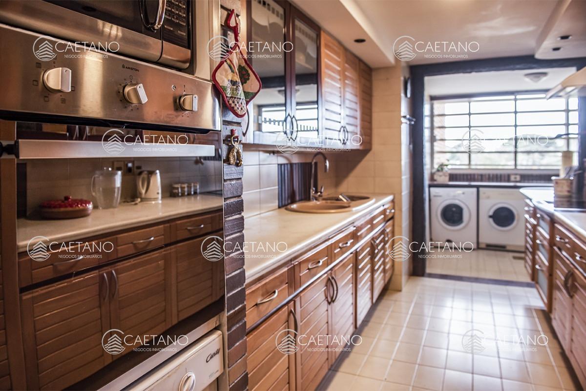 Foto de Venta apartamento 3 dormitorios - Playa Mansa, imagen 3