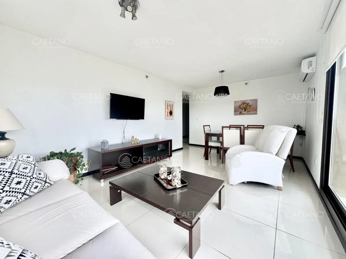 Apartamento dos dormitorios en alquiler invernal - Rosevelt 4