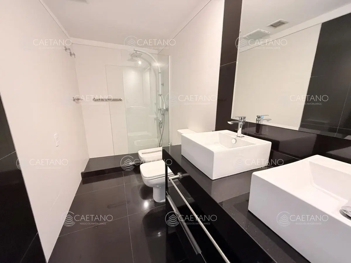 Venta apartamento 3 dormitorios - Playa Mansa, Punta del Este 4