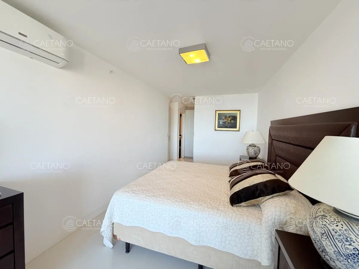 Venta apartamento 3 dormitorios - Playa Mansa, Punta del Este 2