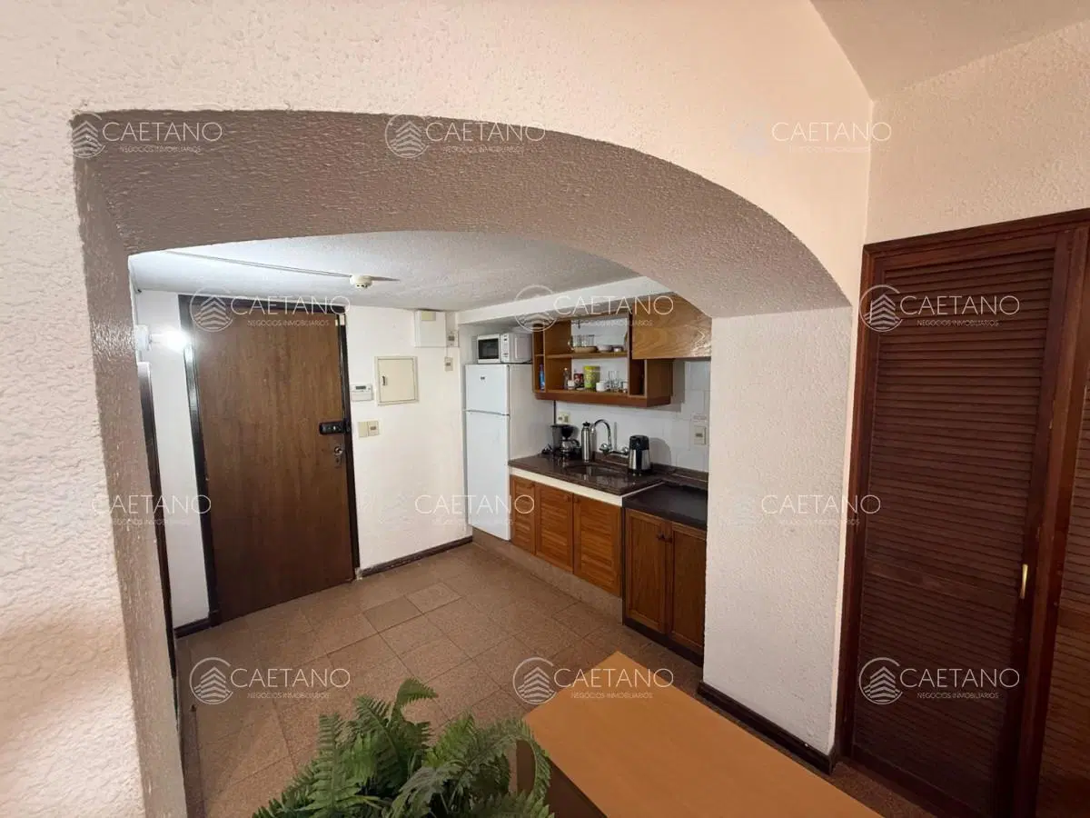 VENTA MONOAMBIENTE EN ROOSEVELT 3