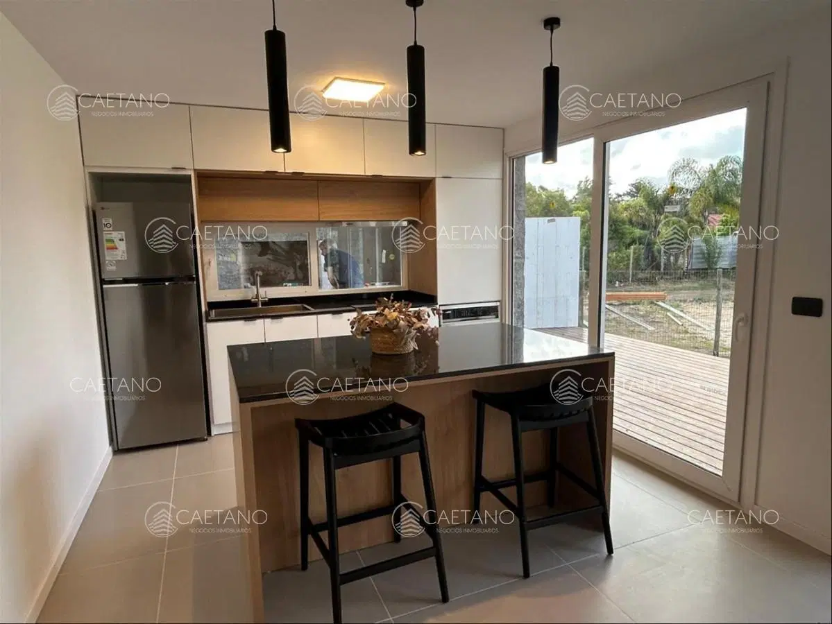 OPORTUNIDAD VENTA CASA 3 DORMITORIO PUNTA DEL ESTE-LA BARRA 4