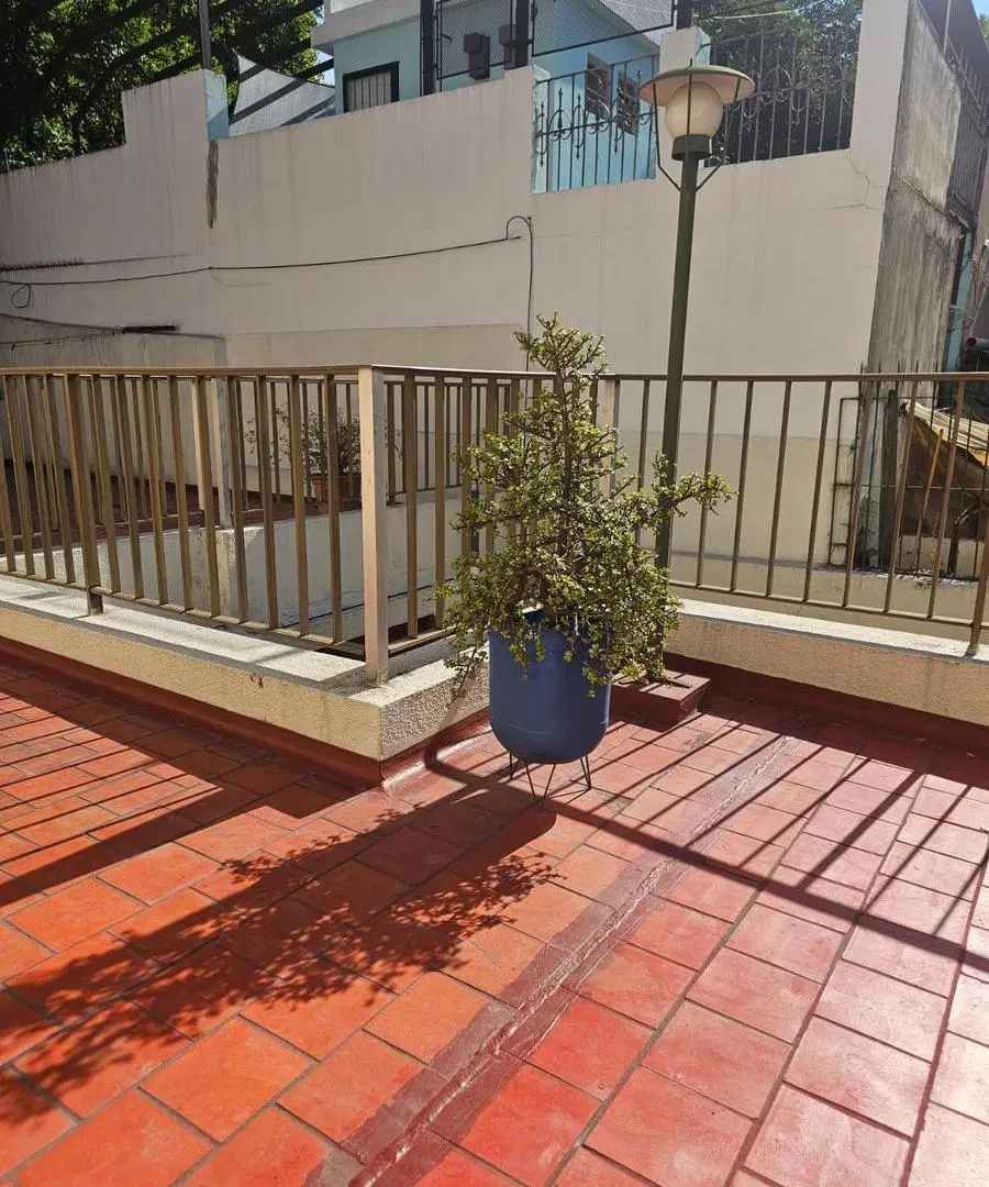Bella Casa Luminosa c/ Patio & Terraza 4