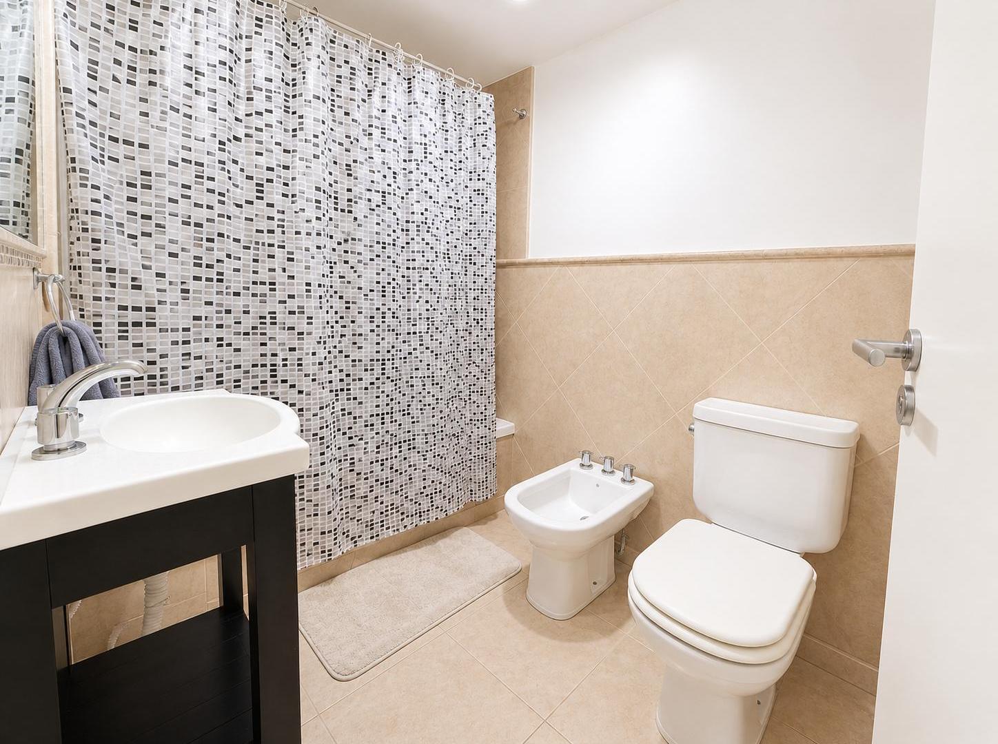Foto de VENTA DEPARTAMENTO 2 AMBIENTES BALCON AL FRENTE VILLA PUEYRREDON, imagen 4