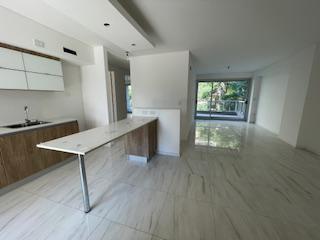 Departamento - Venta - Caballito - Piso Al Frente con Patio y Balcón Aterrazado a Estrenar 2