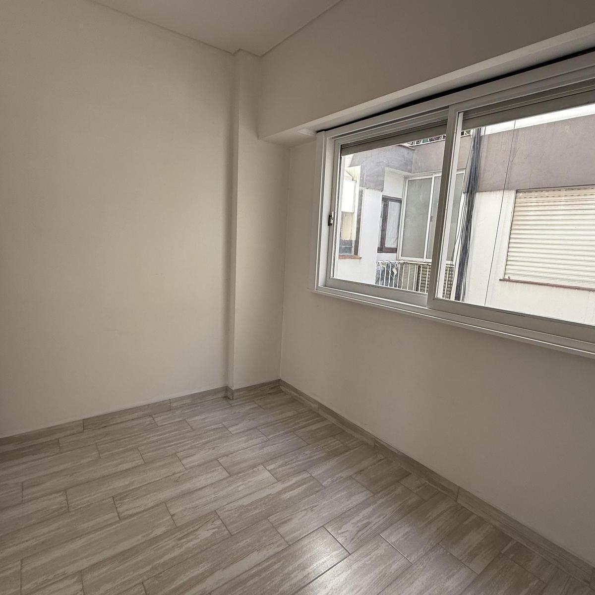 Departamento Reciclado en Liniers 5