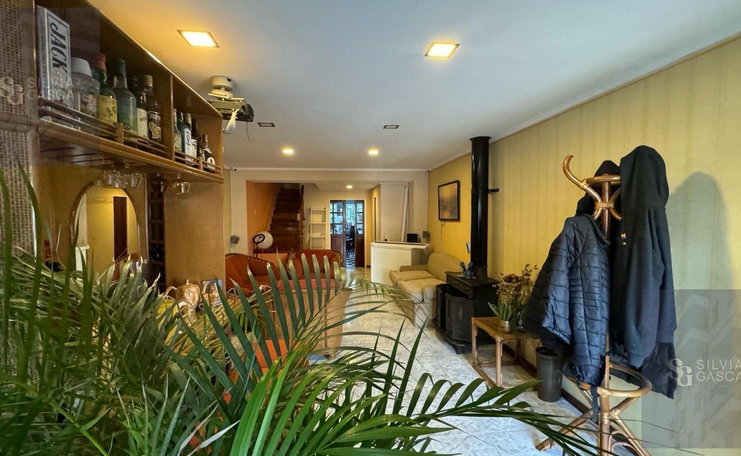 Foto de Venta-Duplex-Flores-frente a la placita 11 de Noviembre-Suite-dep de, imagen 2