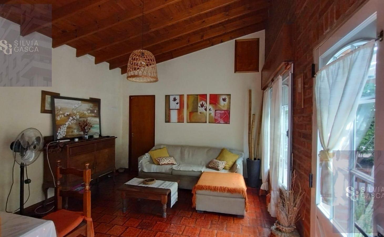 Foto de Venta Casa en General Las Heras con parque y pileta., imagen 5