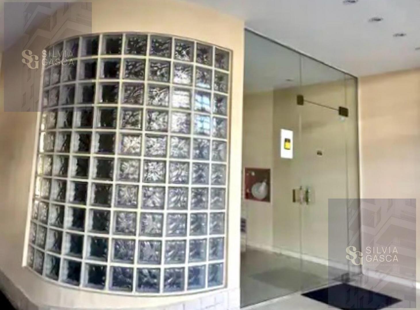 Foto de Dpto semipiso 2 1/2 en 7mo piso por ascensor- muy luminoso -, imagen 3