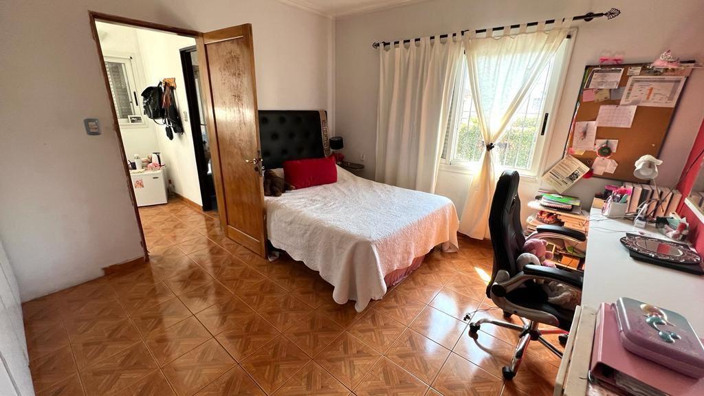 Casa Unica en Fisherton en La Mejor Zona a Una Cuadra de Callecordoba 1