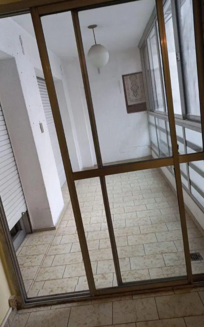 Departamento de 150 m2 con 3 dormitorios en alquiler en Centro con cochera 2