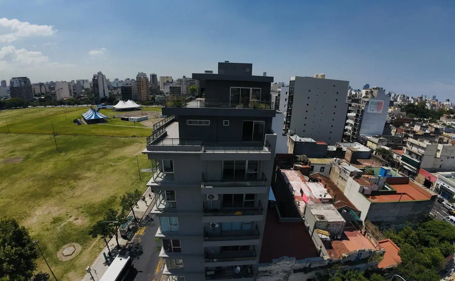 Venta departamento 3 Ambientes A Estrenar con Balcón aterrazado en Parque Patricios 3