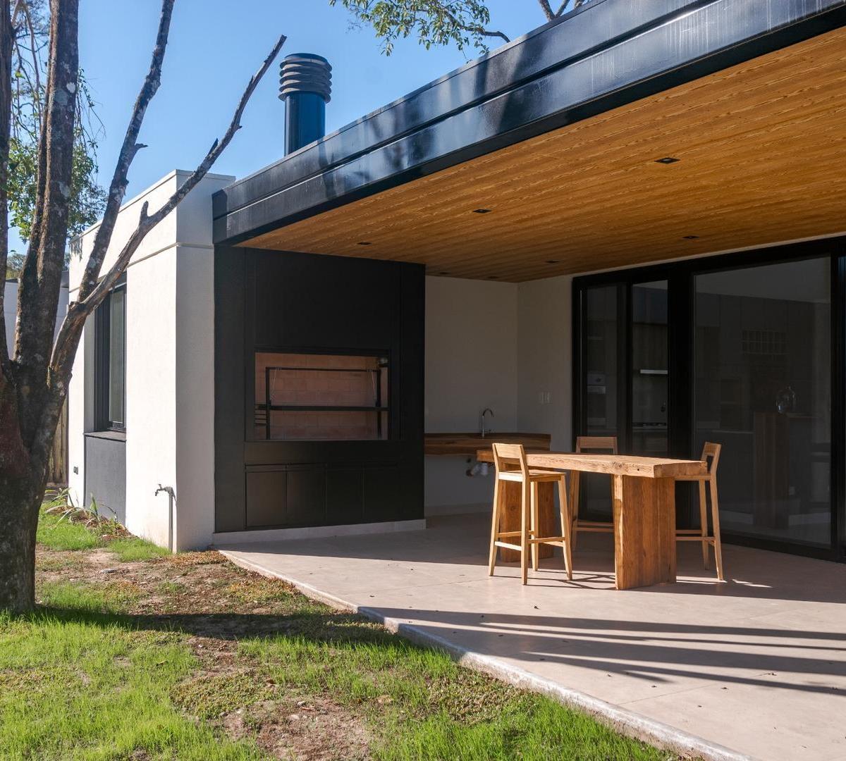 Foto de VENTA CASA URBANIZACION EL RETIRO, imagen 4