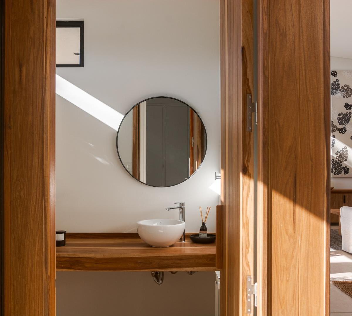 Foto de VENTA CASA URBANIZACION EL RETIRO, imagen 2