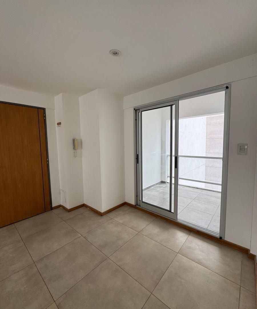 Foto de Venta-Departamento-3 ambientes-Muy Luminoso-Con Renta, imagen 4
