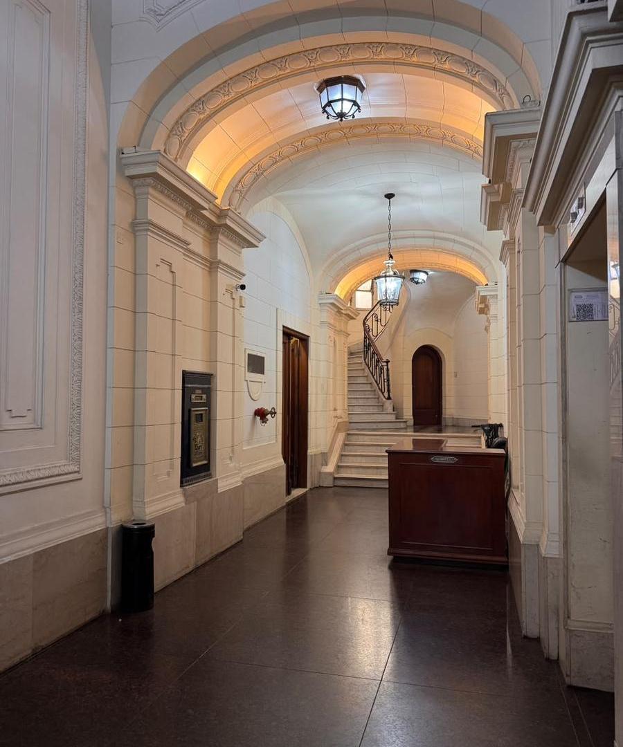 Foto de Venta-Oficina-Microcentro-Muy luminosa-Silenciosa, imagen 4