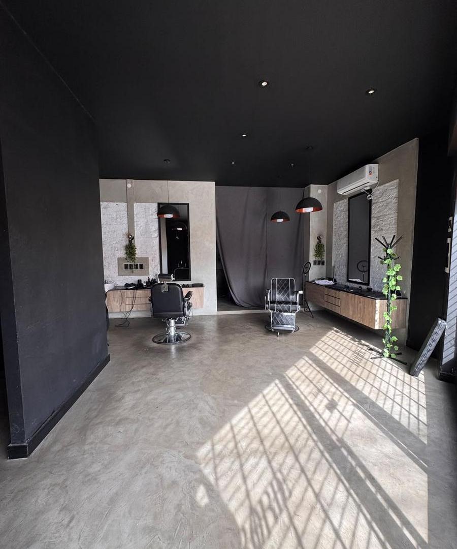 Foto de Local Comercial- Muy Amplio-Apto Varios rubros, imagen 5