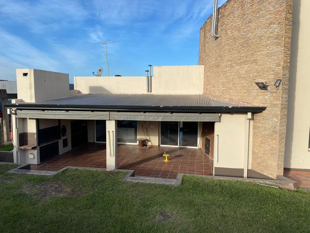 Casa 3 Dorm.. | Country Loma Linda - Tafí Viejo 1