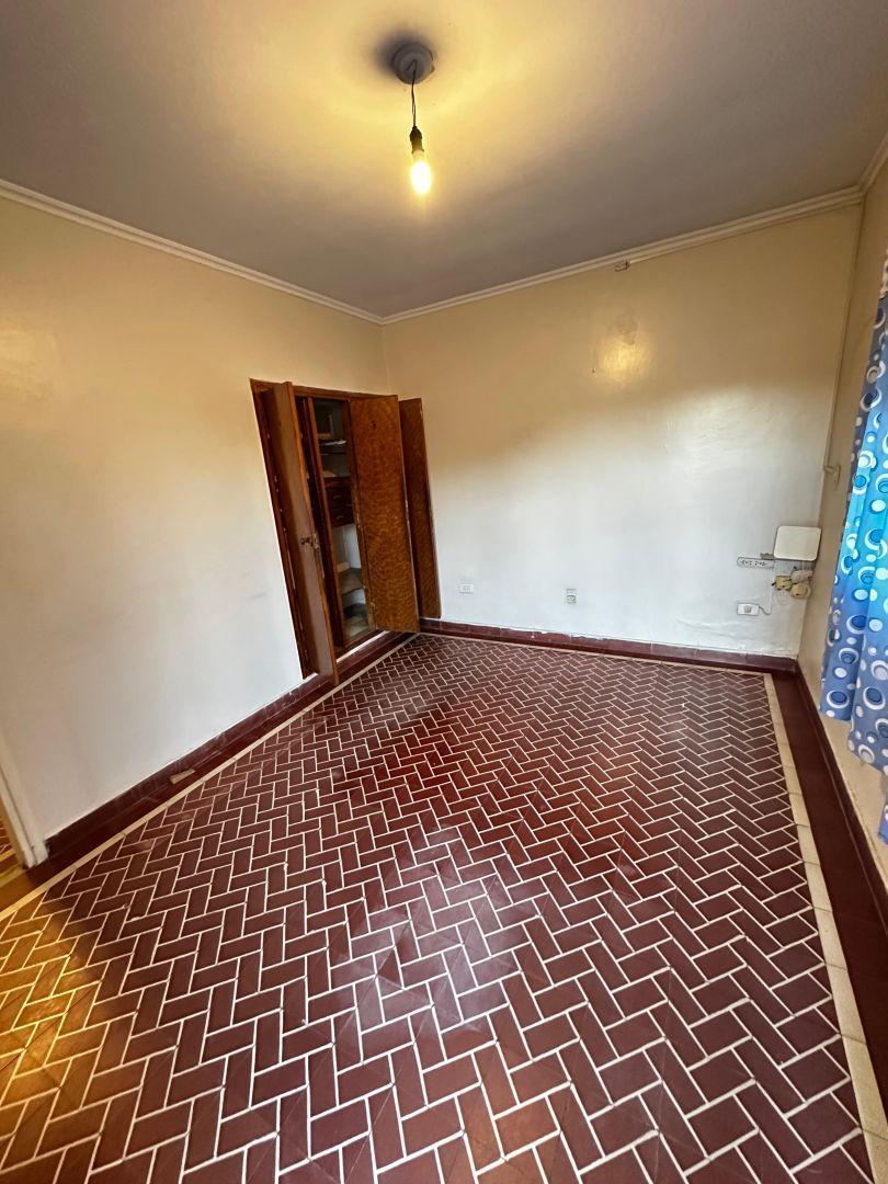 Casa 4 Dorm.. | Venezuela 1504 4