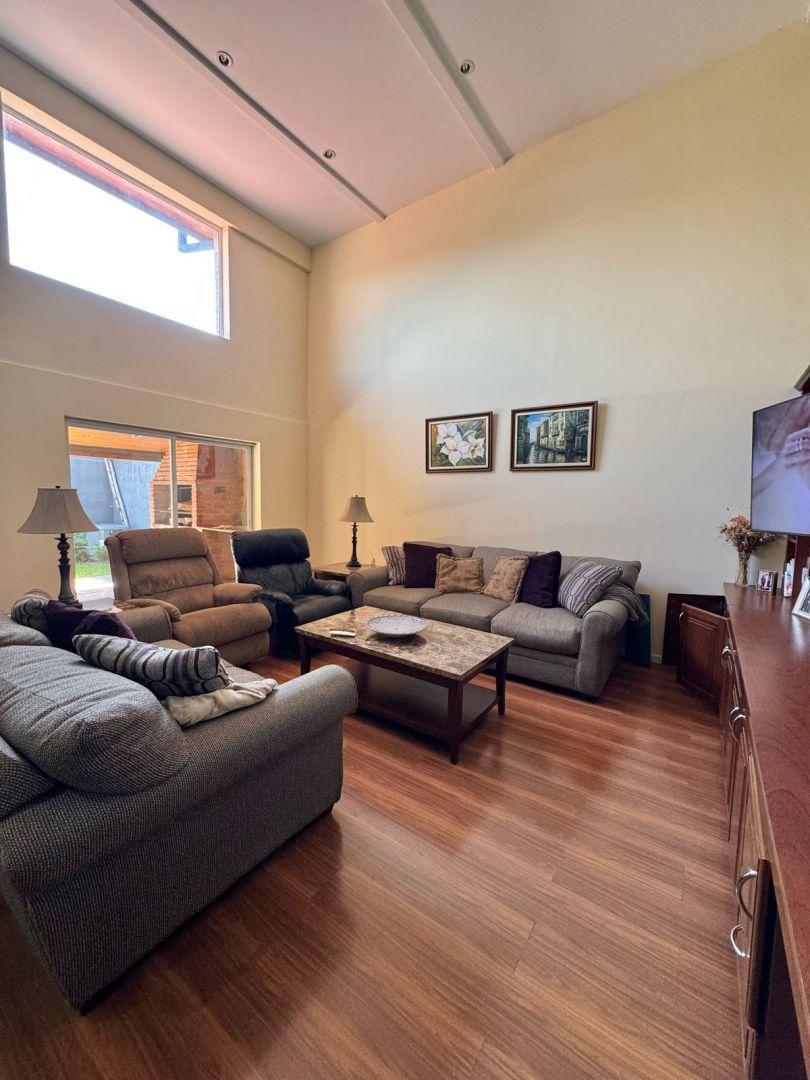 Casa 5 Dorm.. | Beverly Hills - San Miguel de Tucumán 4