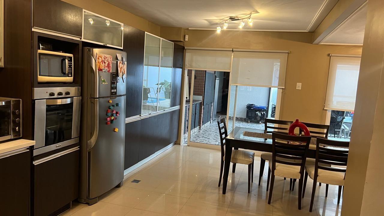 Foto de Casa 4 dormitorios. | av belgrano al 4100, imagen 2