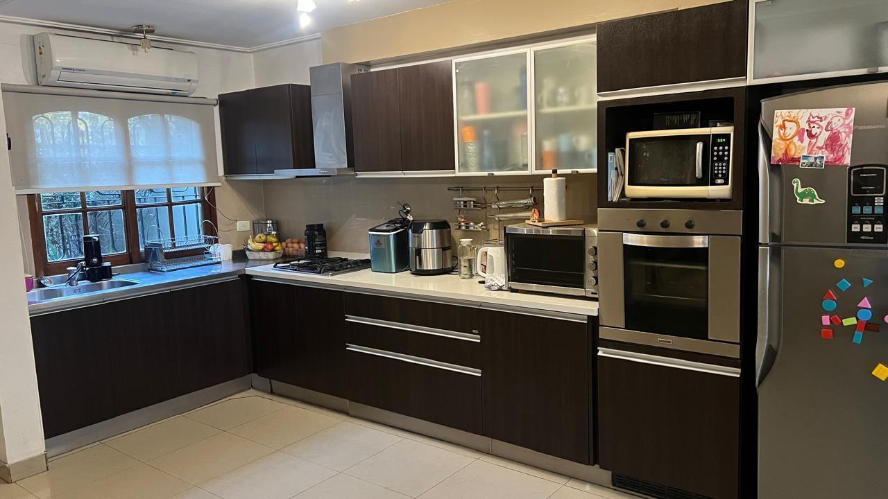 Foto de Casa 4 dormitorios. | av belgrano al 4100, imagen 3