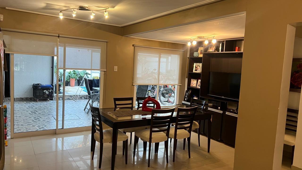 Foto de Casa 4 dormitorios. | av belgrano al 4100, imagen 1