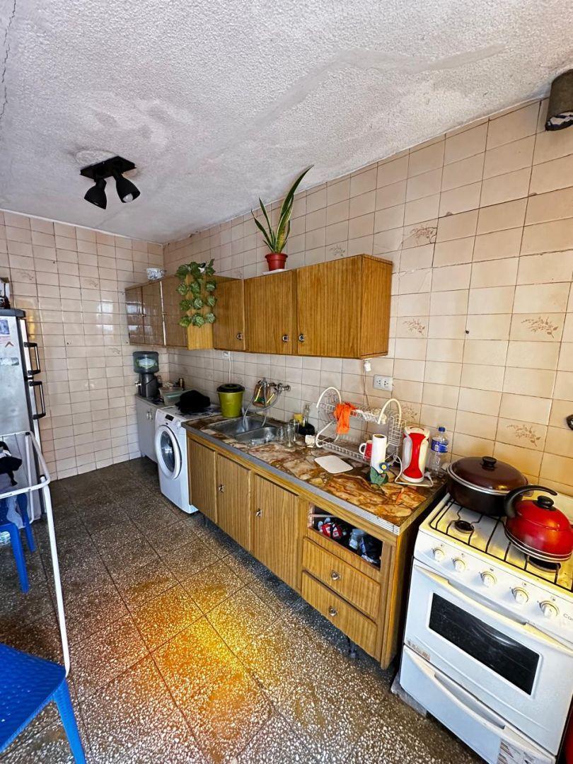 Foto de Casa 0 ambientes 6 dormitorios. | balcarce al 900, imagen 2