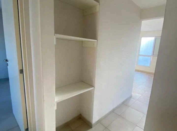Departamento 2 dormitorios. | av alem 110 4