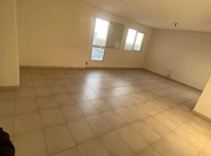 Departamento 2 dormitorios. | av alem 110 2