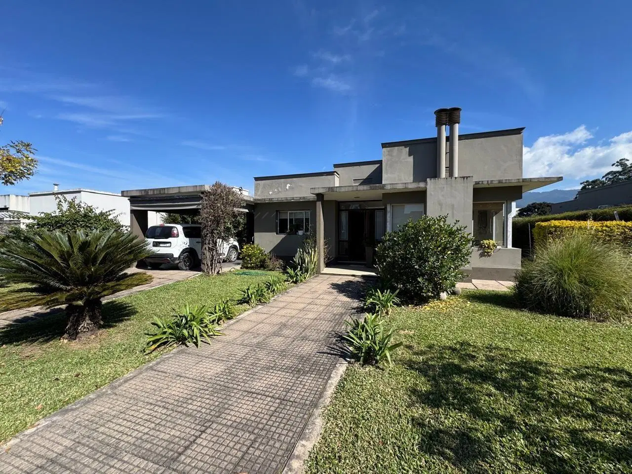 Casa 0 ambientes 3 dormitorios. | Country Del Pilar - Yerba Buena 1