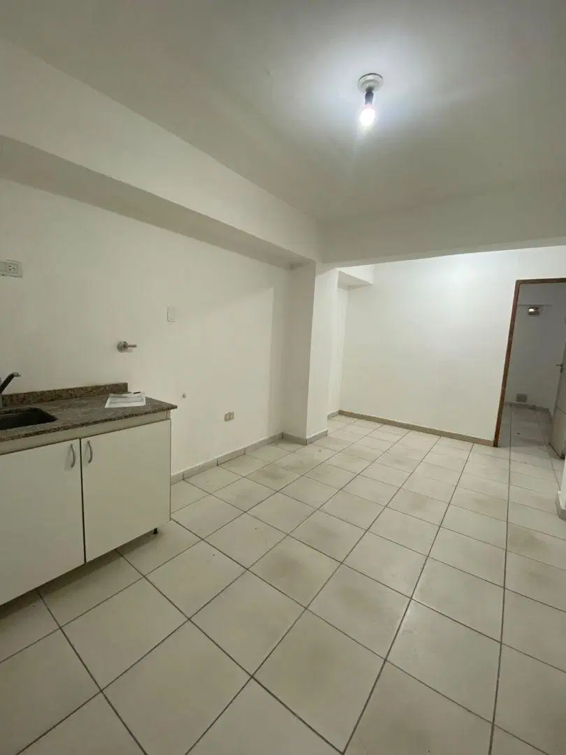 Departamento 1 dormitorio. | marco avellaneda al 300 5