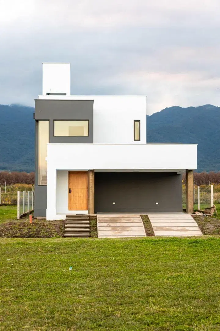 Casa 0 ambientes 3 dormitorios. | Las Limas - San Pablo y Villa Nougués 2