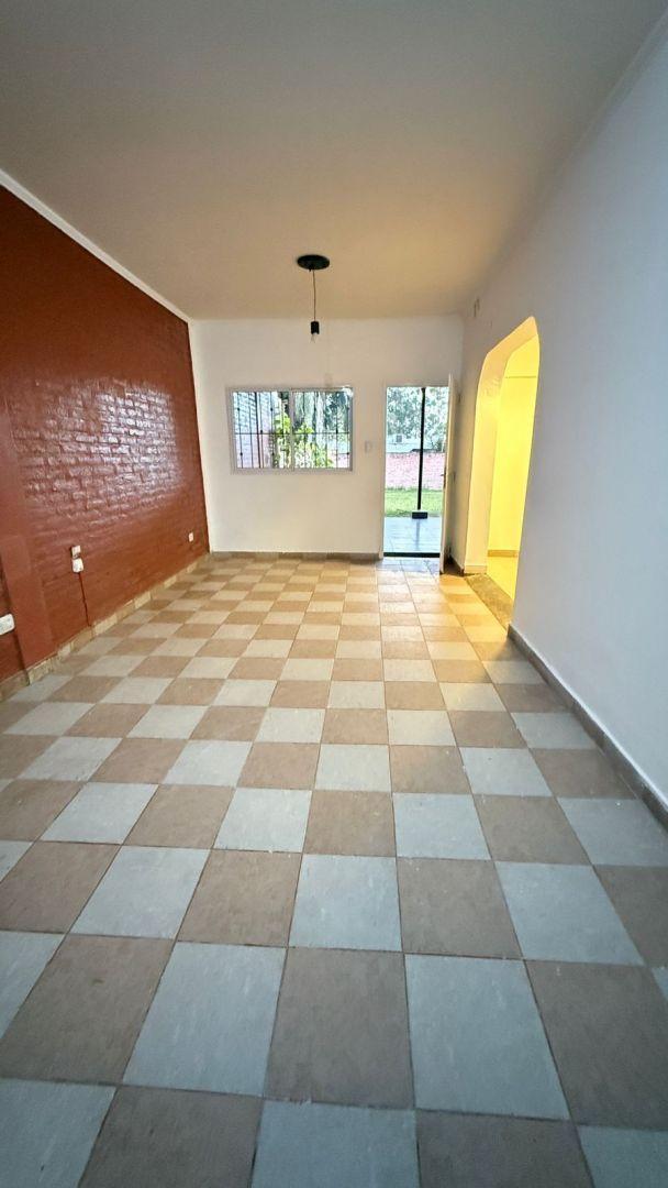 Foto de Casa 0 ambientes 3 dormitorios. | eva duarte al 2200, imagen 4