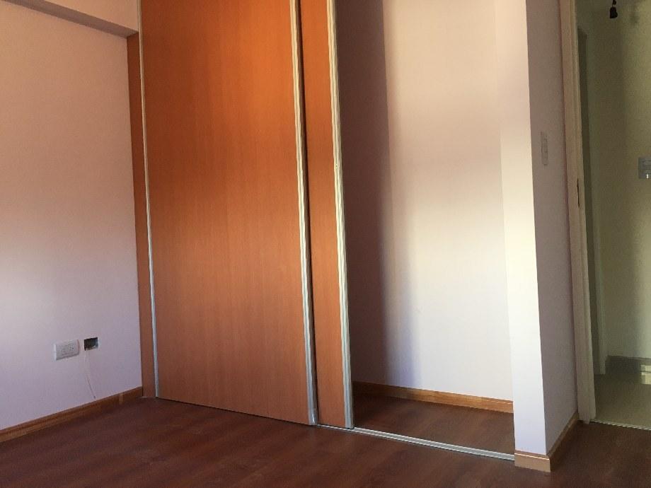 Departamento en Venta de 2 ambientes en Lanus Oeste