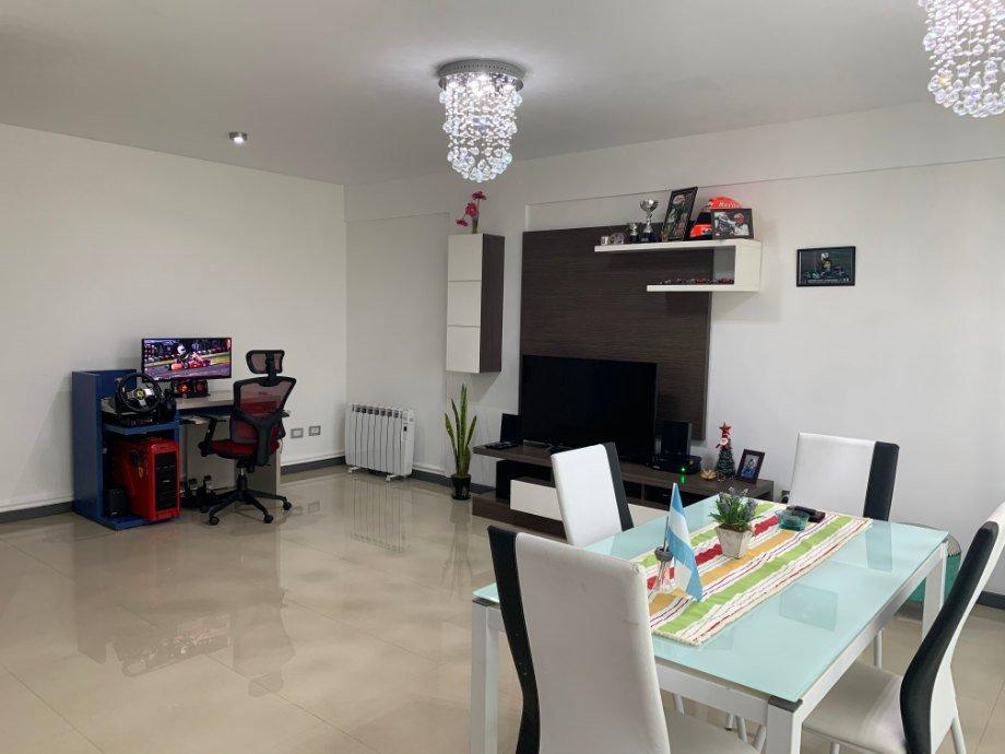 Foto de DEPARTAMENTO EN VENTA DE 3 AMBIENTES EN LANUS OESTE CON DOS COCHERAS, imagen 2